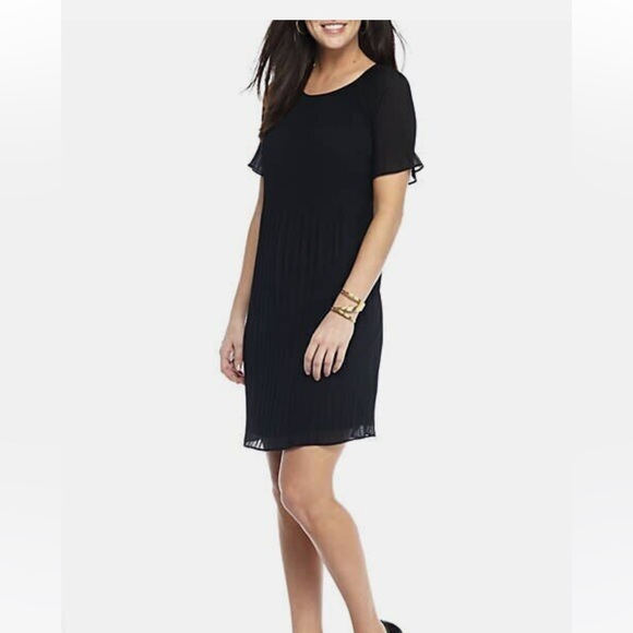 MICHAEL Michael Kors Short Sleeve Pleated / Plisse Dress Black Flowy Dress Small - Picture 2 of 7